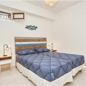 3 bedroom seaside apartments in Sicily, sleeps 6